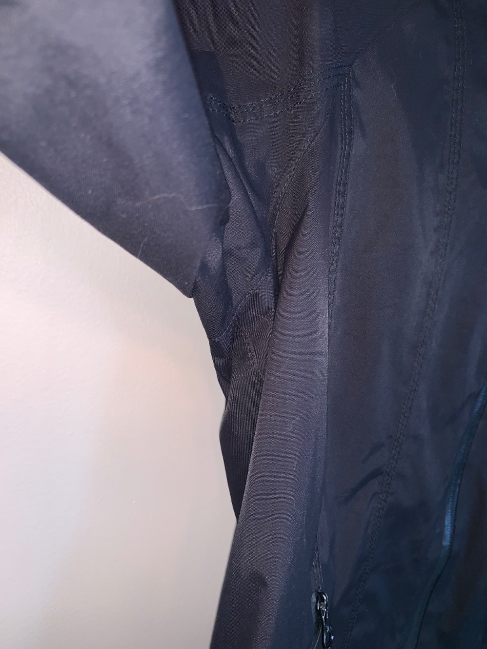 Lululemon Black Raid Jacket 8 - Picture 7 of 12